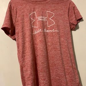 Pink under armour t shirt